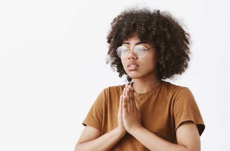 What is Intuition? The Ultimate Guide to Inner Knowing 4 A lady in intuition mode